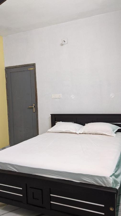 Dilkush Munroe Homestay Kollam Bagian luar foto